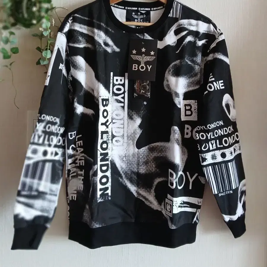 BOY LONDON 정품 남녀공용 맨투맨 L 새상품