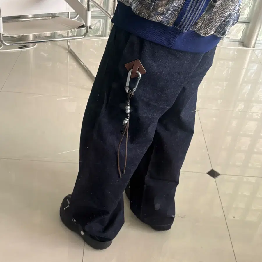 KOOI 코이 holder curve pants