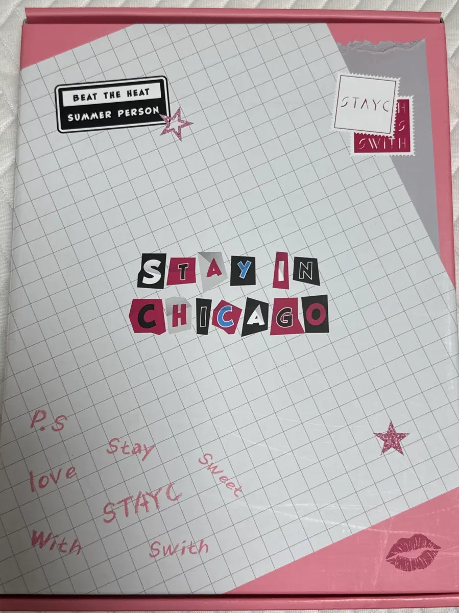 Stayc Chicago photobook