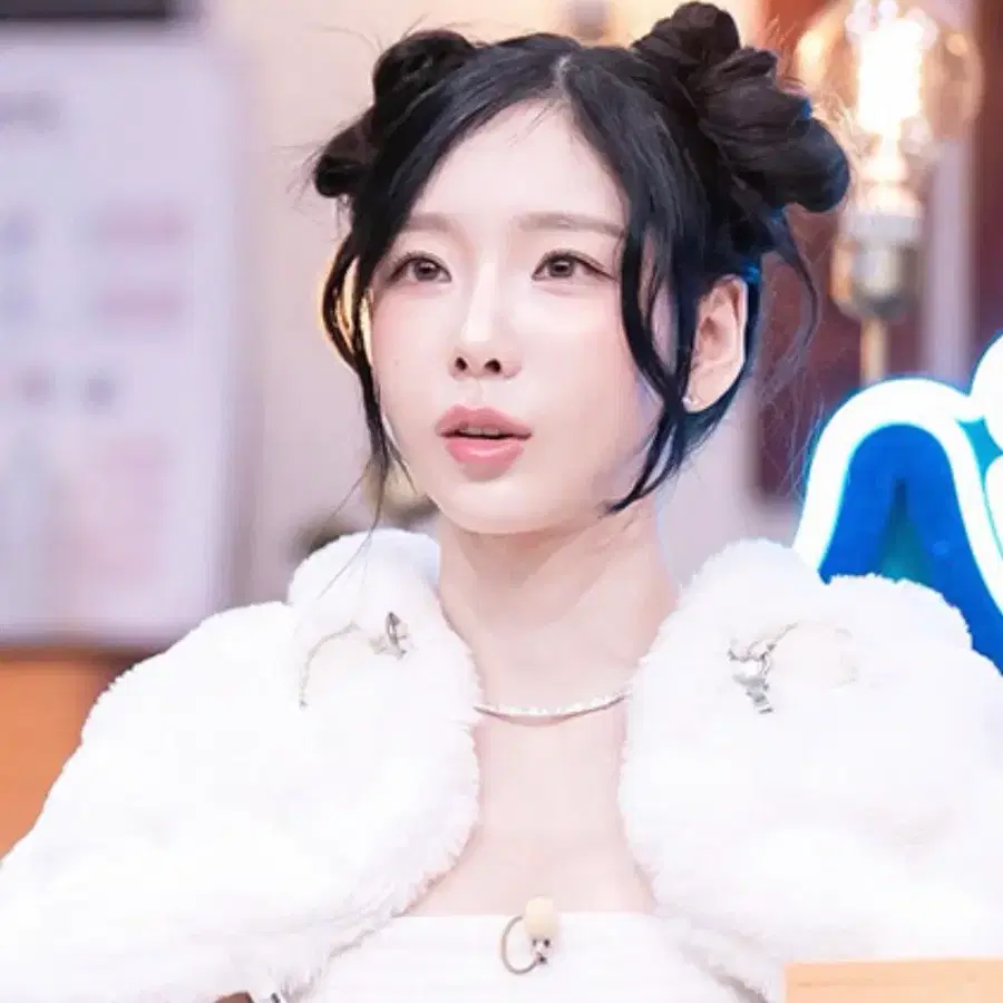 셋업가격)더티스 로맨틱 트위드 샤 미니 드레스+폭스퍼 케이프