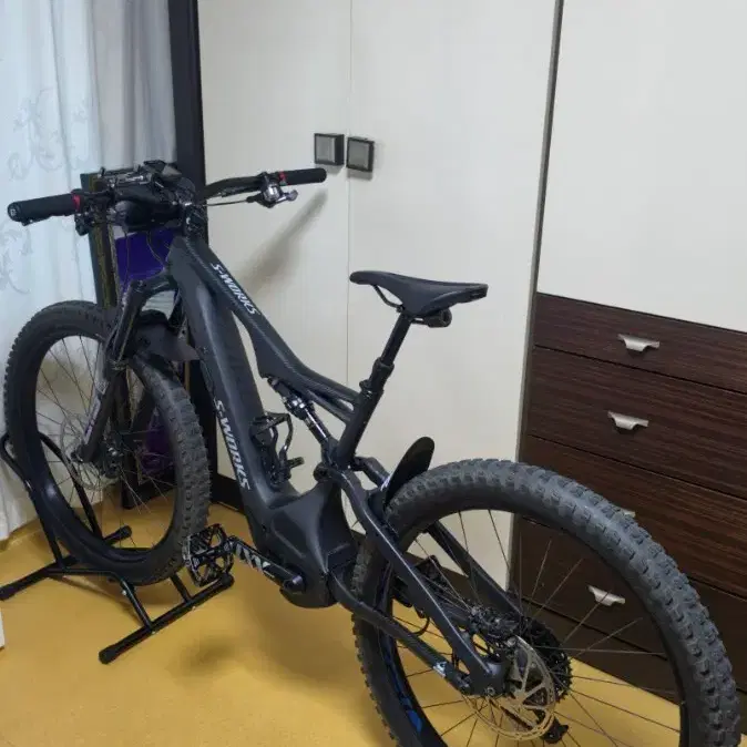 스페셜라이즈드 터보리보 카본
