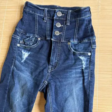 에모다 데미지 데님 하이웨스트