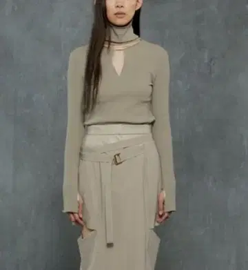 하이넥 노치 골지 크롭탑