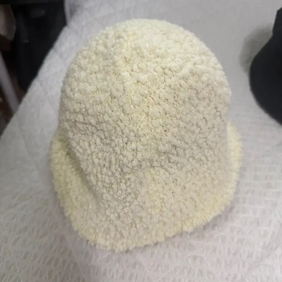 뽀글이 버킷햇