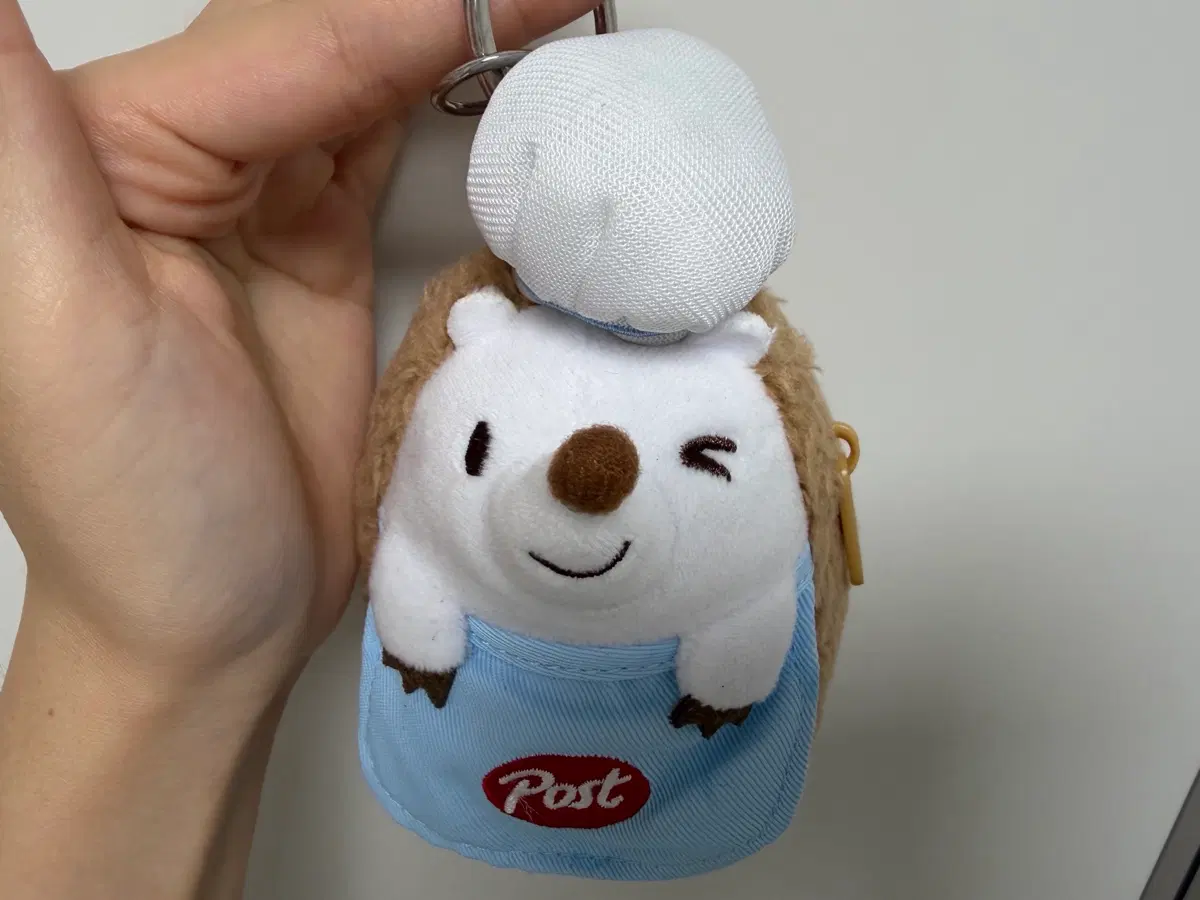 포스트 고슴도치 인형