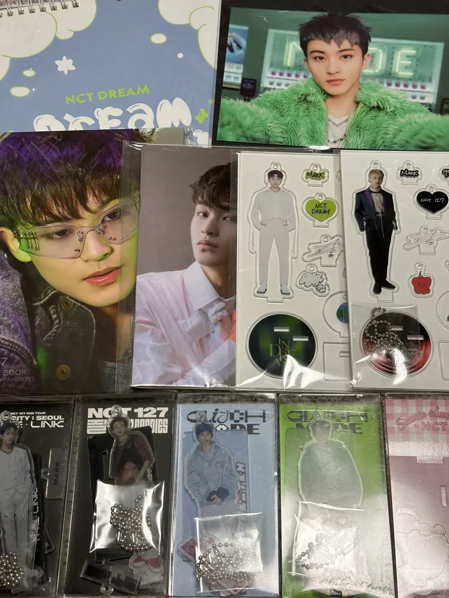 일괄) NCT 엔시티 127 드림 마크 굿즈 공굿 엠디 슈퍼엠 싸인 LP 포카 아크릴 포스터 앨범 엽서 처분 양도