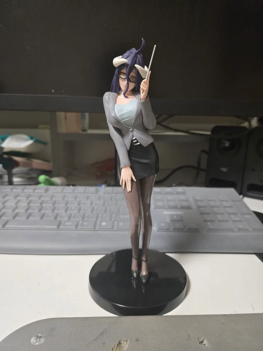 알베도 피규어 선생님 스타일