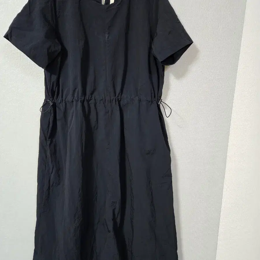 ALICES CLOSET 네이비 스트링 나일론 원피스 77