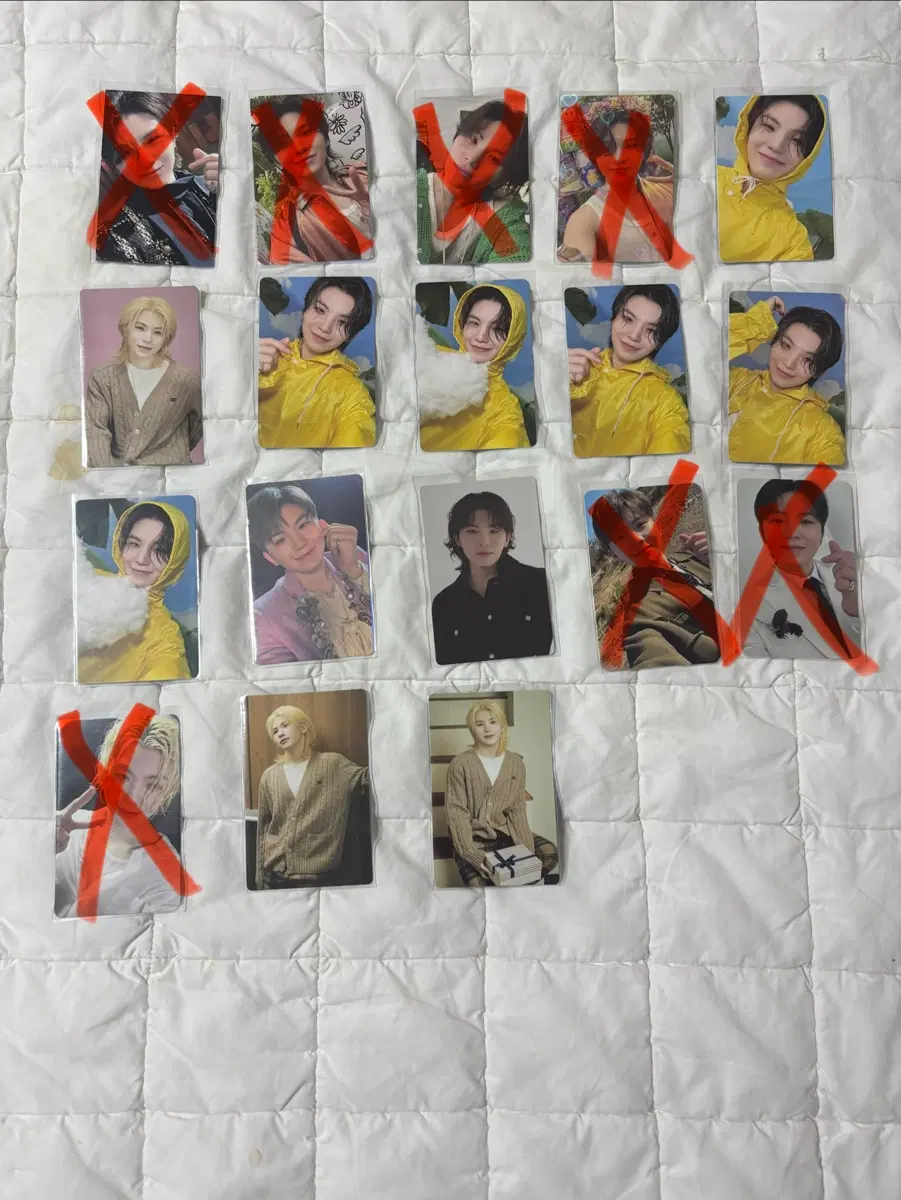 세븐틴 포카 한장당 0.1에 양도합니다