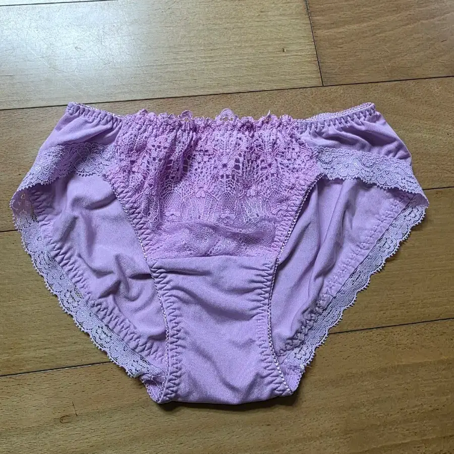 여성 속옷 팬티 라벤더 레이스(M)