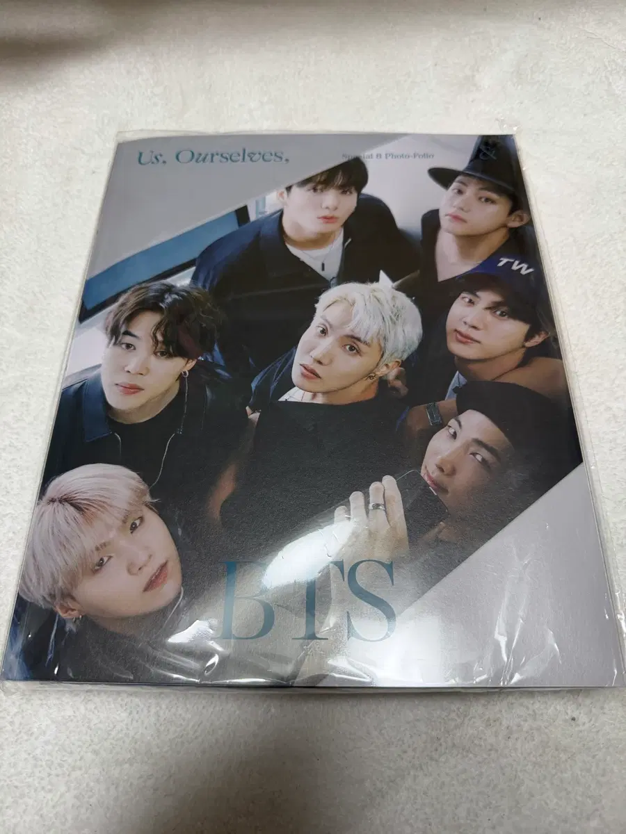 방탄소년단 BTS Us, Ourselves 스페셜 8 포토폴리오