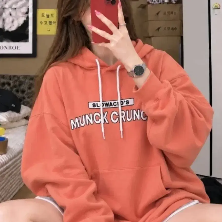 423 ) 최상급 MUNCK 한정판 오버핏 후드티 남여공용 색감예쁨