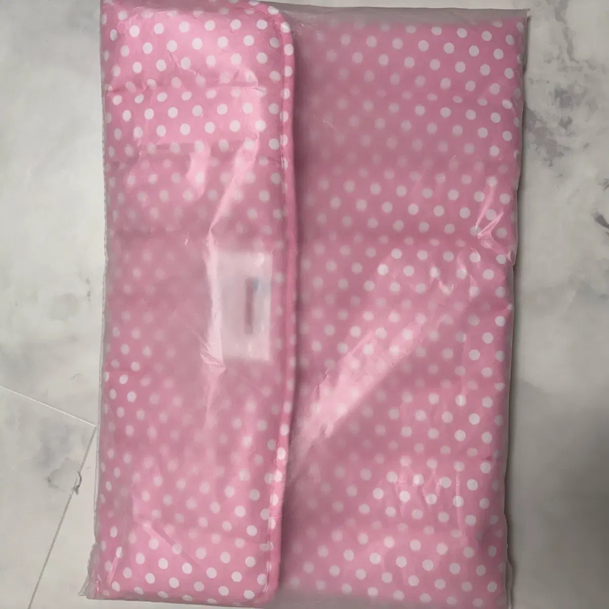 [미개봉 새상품] 마이페이브아카이브 마페아 캔메이크 콜라보 도트 랩탑 파우치 노트북 파우치 아이패드 파우치