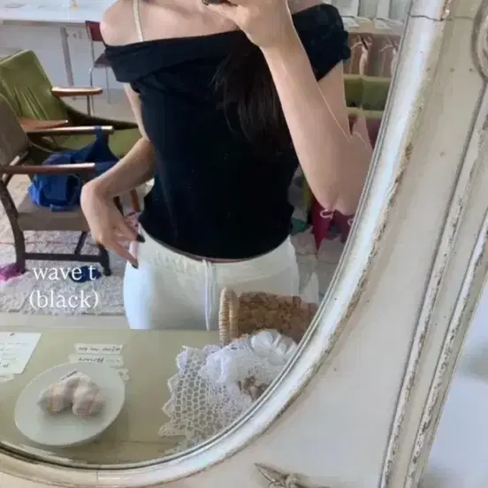 라플리에 웨이브 티셔츠 블랙
