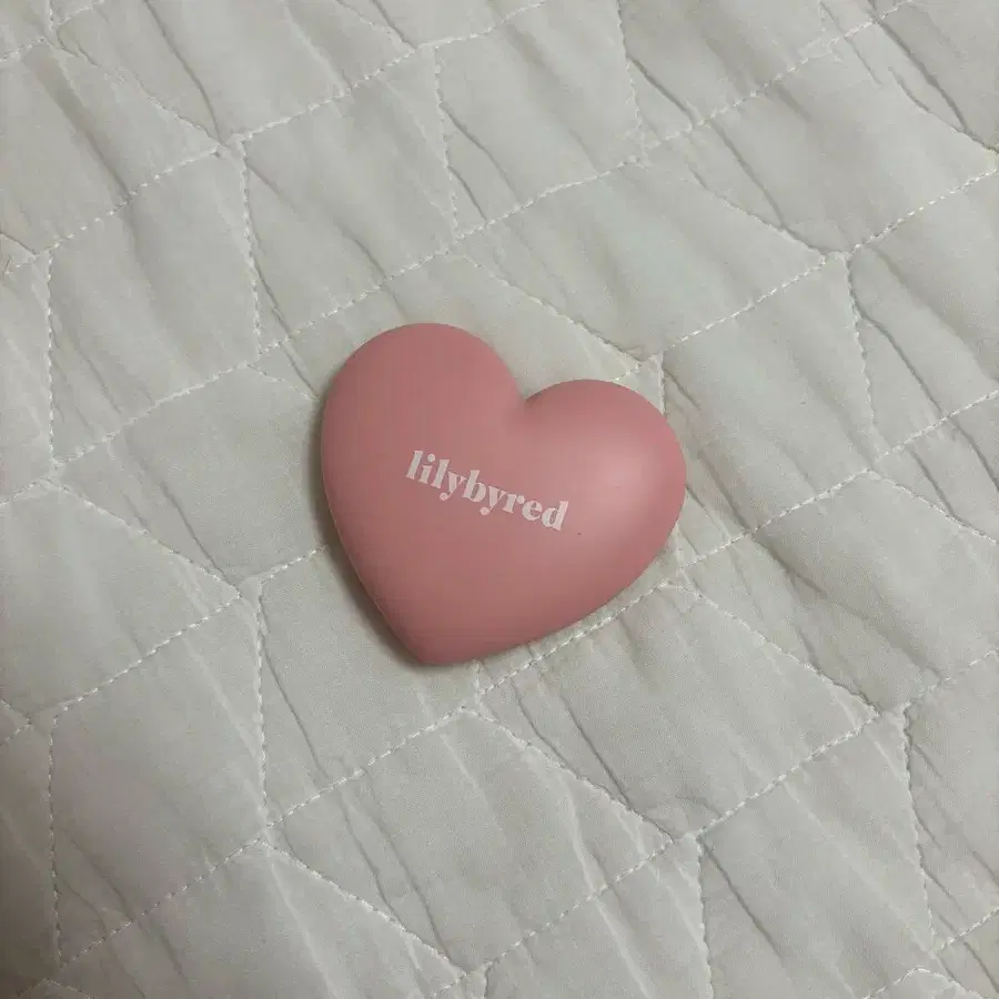 릴리바이레드 러브빔 치크