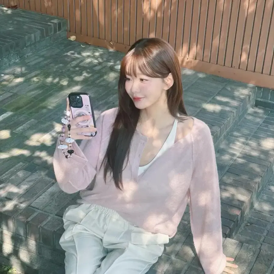 [새상품] 제너럴아이디어 WOMAN 울 시스루 헨리넥 풀오버 [PINK] / WBE3L05506