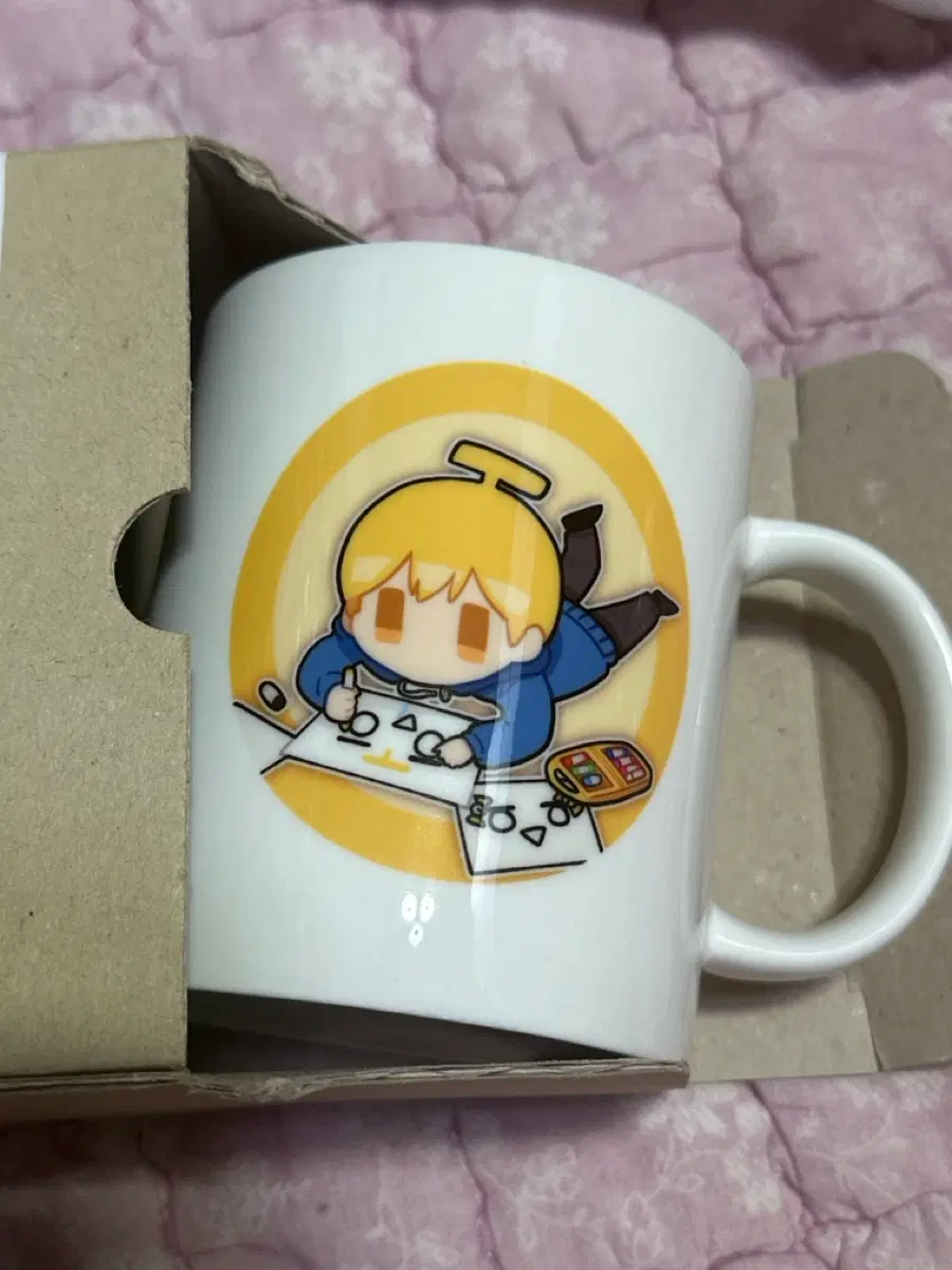 김뚜띠 머그컵