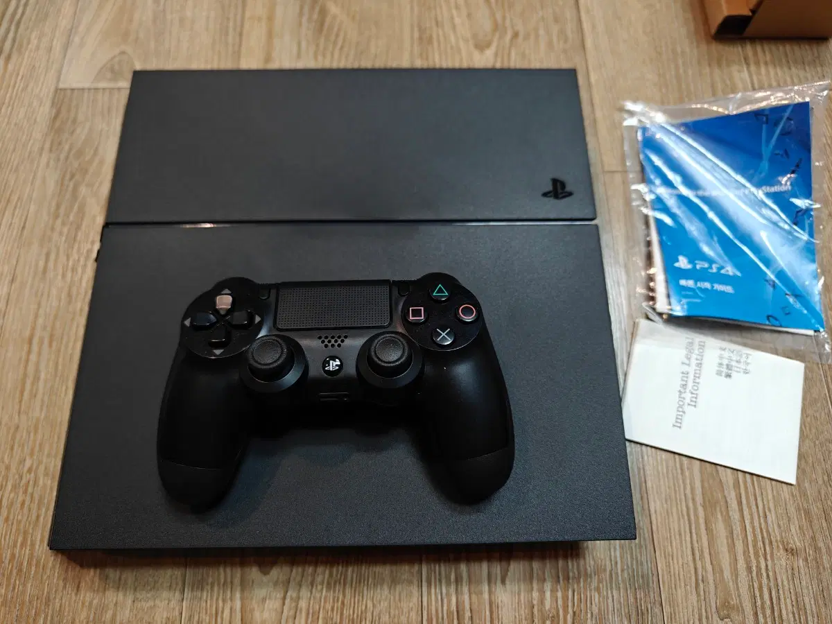 PS4 500G (CUH-1205A)