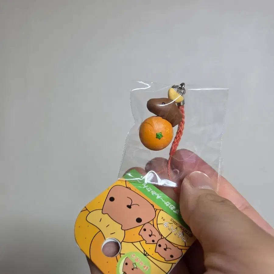 고전 만화 인형 피규어 빈티지 토이 캐릭터 굿즈 소품 오렌지 카피바라상 스트랩 키링