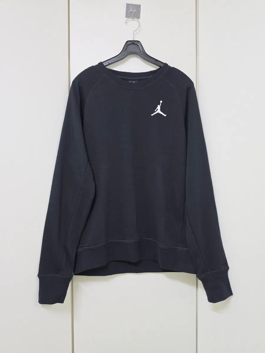 (새상품) Nike 나이키 조던 맨투맨 블랙