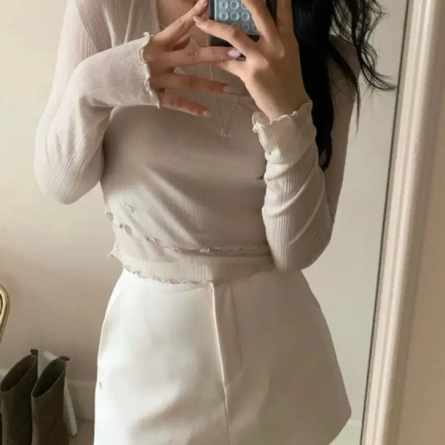 온드민 프릴 레이어드티 베이지