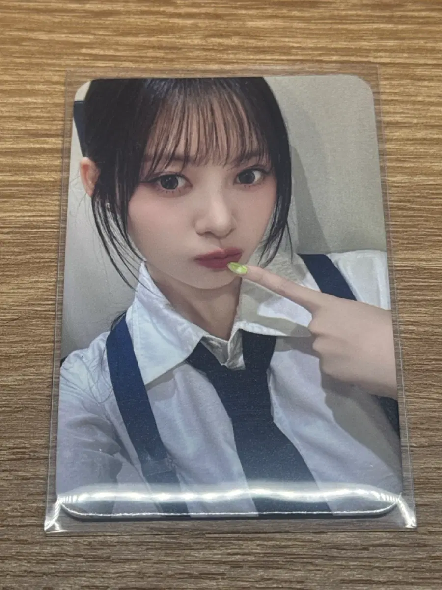 리센느 리브 디어리스트 데자부 후즈팬카페 대면팬싸 미공포 포토카드 포카