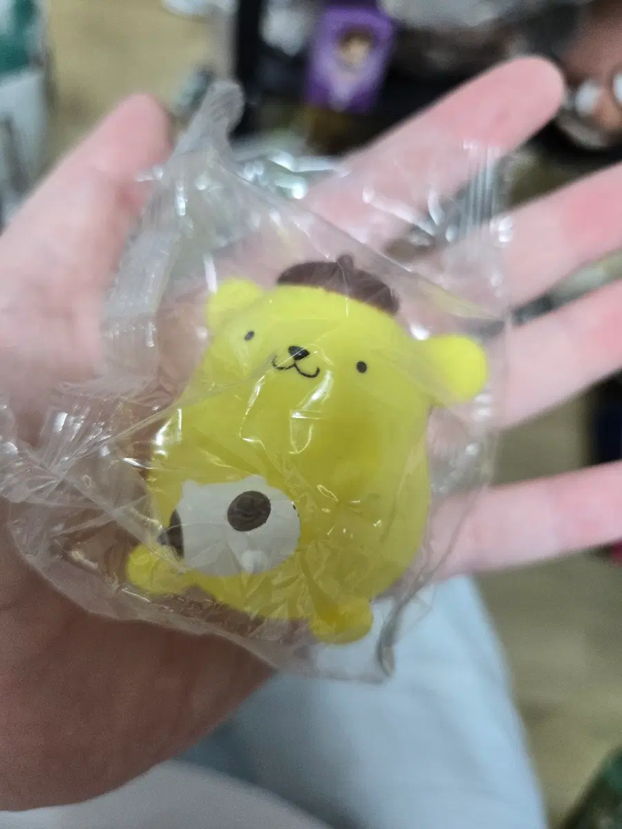폼폼푸린 가챠 산리오