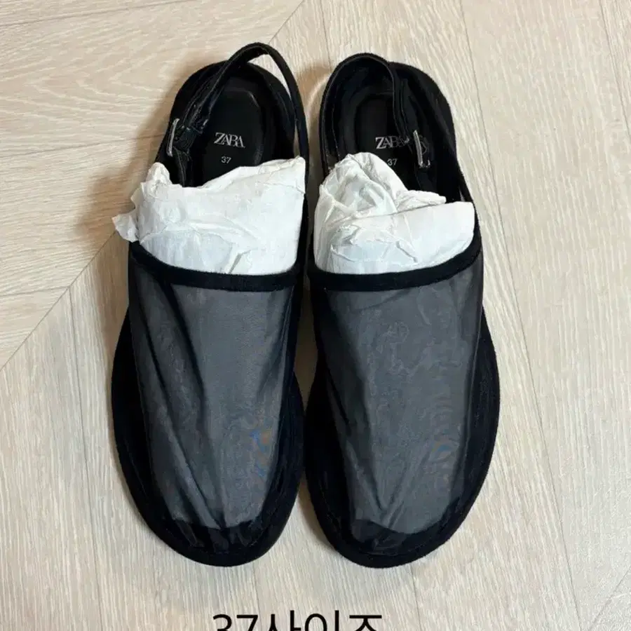 자라 ZARA 매쉬 플랫 샌들 신발