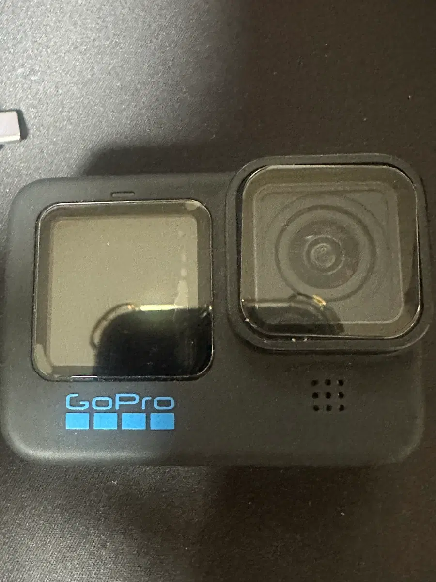 고프로 HERO10 Black 새것급 풀세트 + 배터리 3개 + SD 128GB