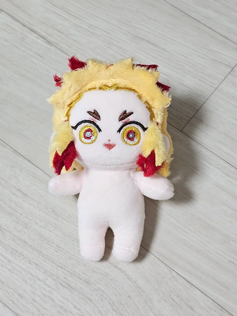 귀멸의칼날 렌고쿠 쿄쥬로 속성 솜인형 10cm 쿄깅이 판매합니다
