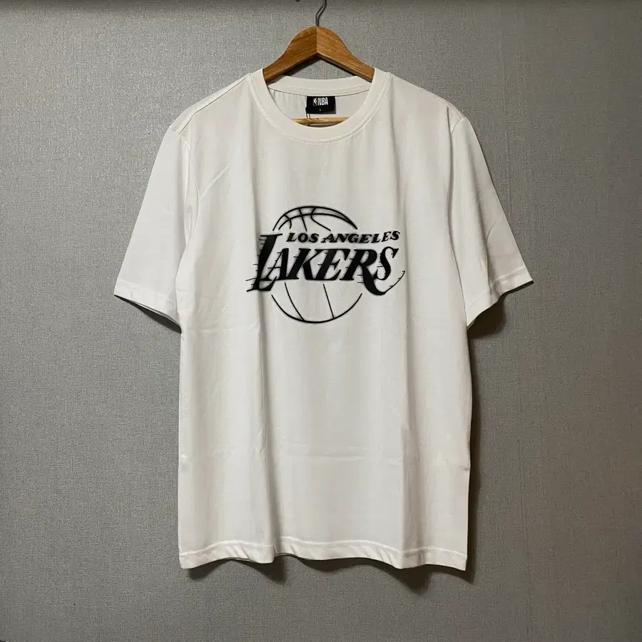 NBA LA 레이커스 반팔 티셔츠 흰색