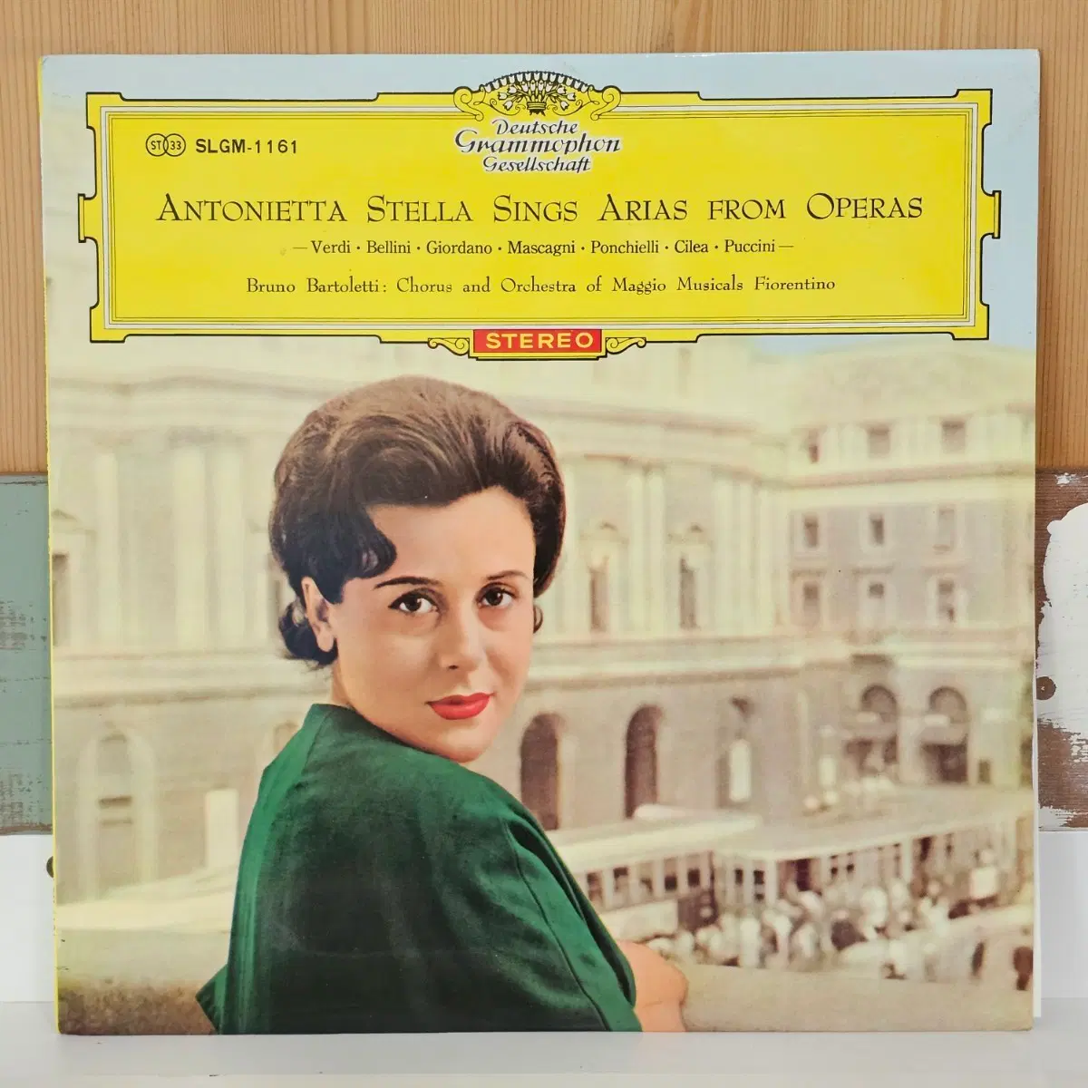 안토니에타 스텔라(Antonietta Stella) - Sings Arias From Operas LP