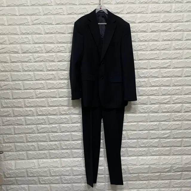 @352) 루오모 남성 정장 셋업