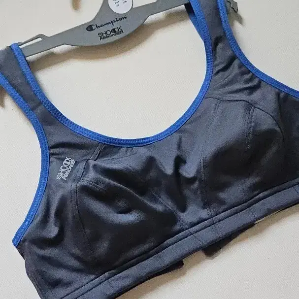 쇼크업소버 메가서포트 70B 스포츠브라 런브라