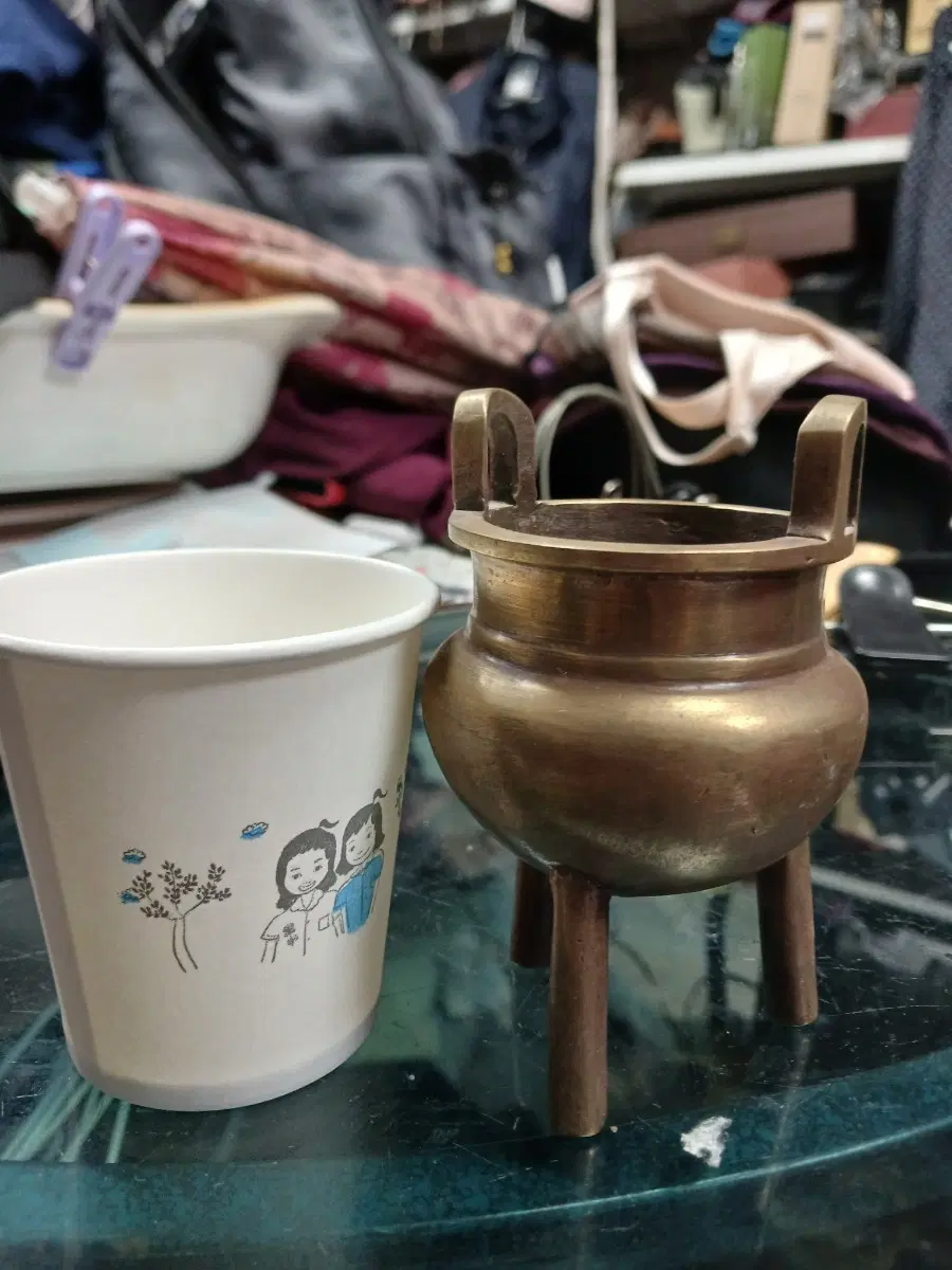놋 향로