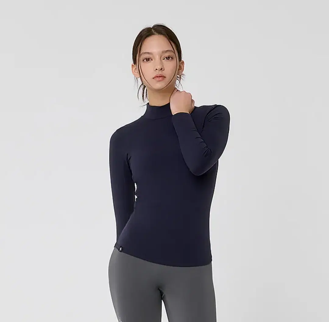 젝시믹스 모크넥 슬림핏 롱슬리브 / 블랙 XL