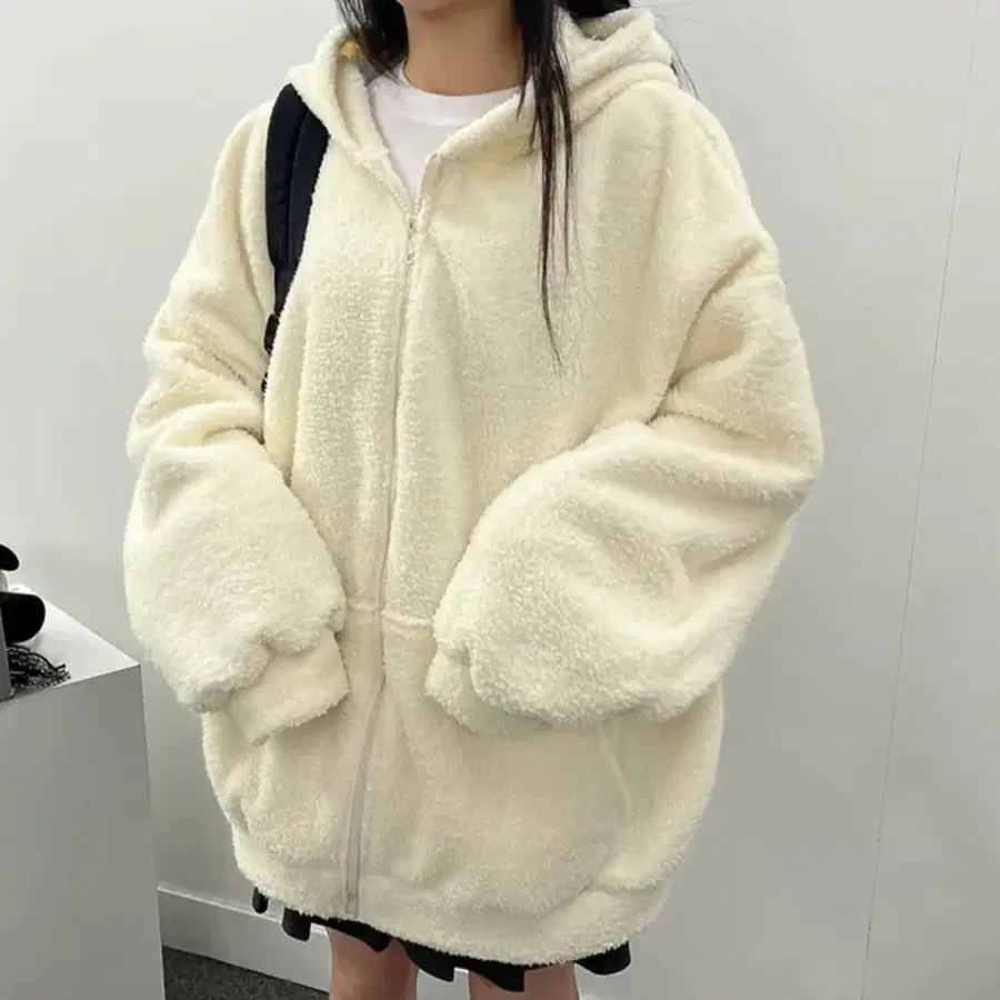 남녀공용 오버핏 후드 집업 후리스 아이보리