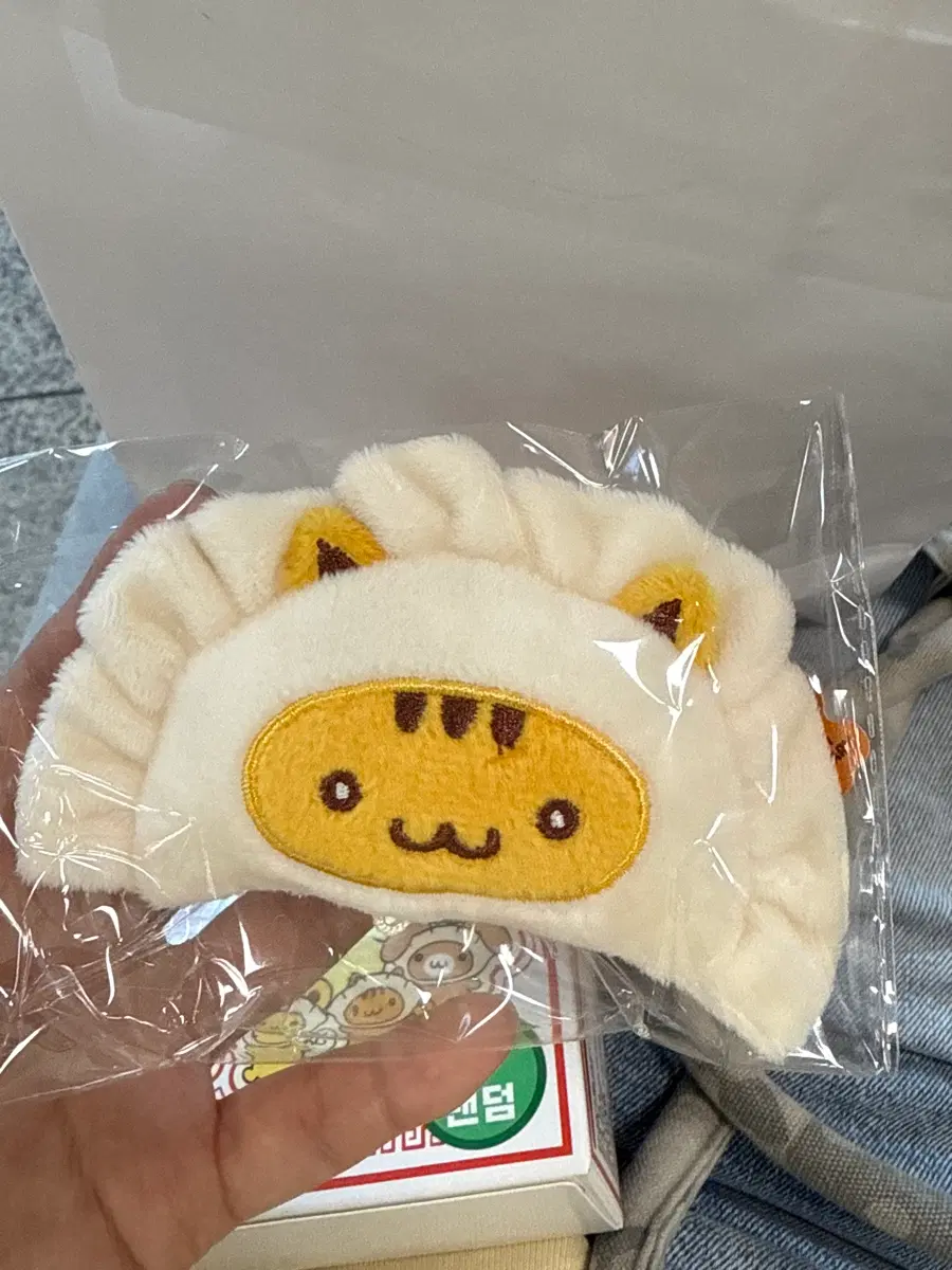 원가양도 폼폼푸린 와앙만두 랜덤교자 베이글