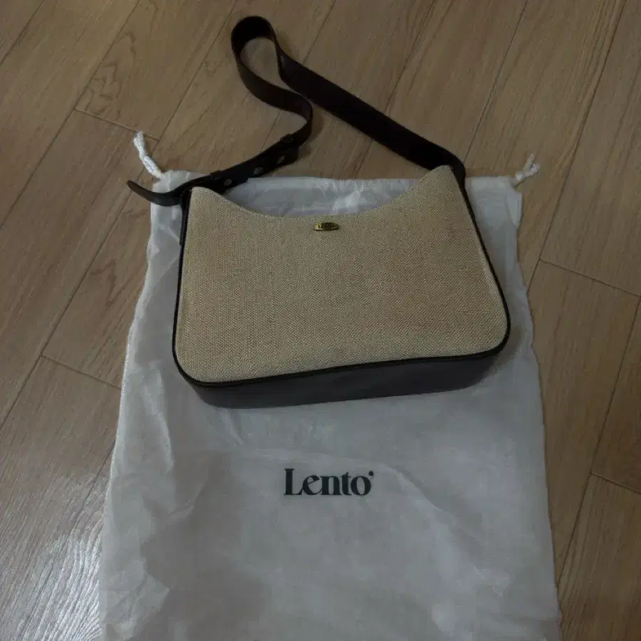Lento 숄더백 베이지/브라운