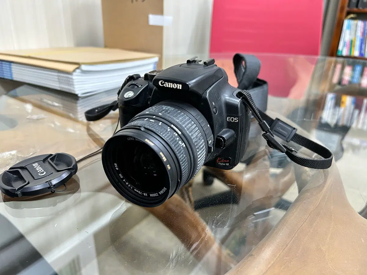 Canon EOS 350D + Sigma 28-70mm F2.8-4 DG