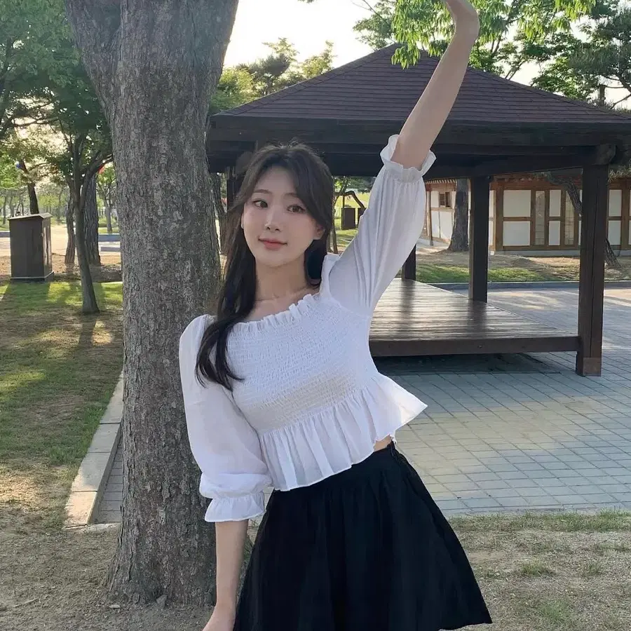 온드민 퍼프 블라우스