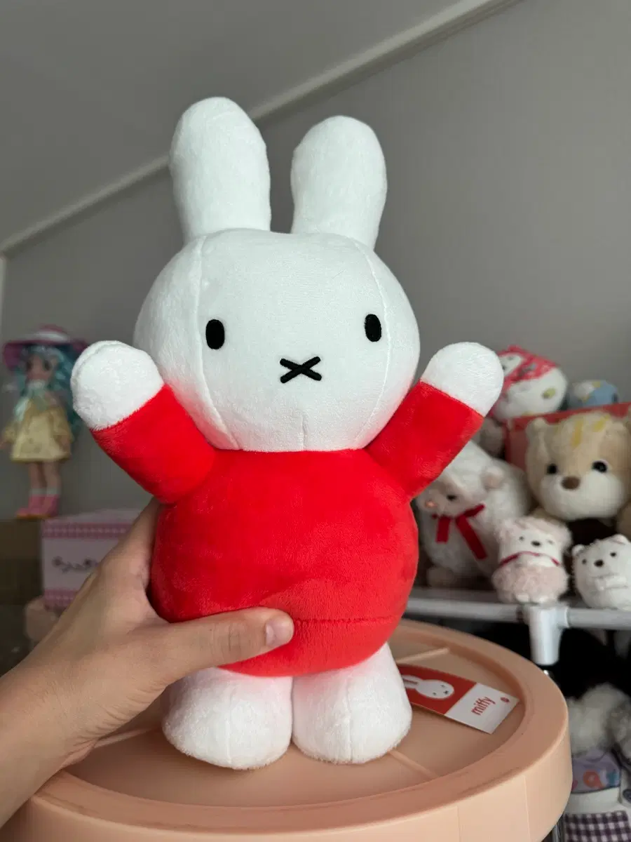 미피 인형 빨강
