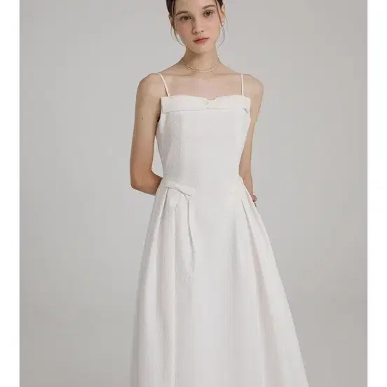 플로움 헵번 드레스 hepburn ribbon bustier dress(화이트) S