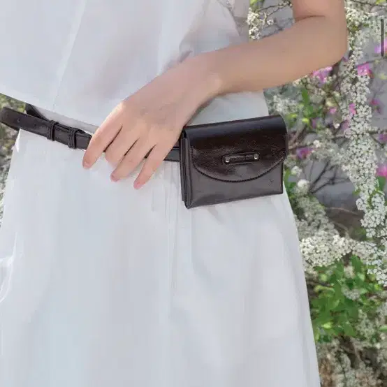 제너럴아이디어 미니지갑 벨트백 (BROWN) 탈부착O