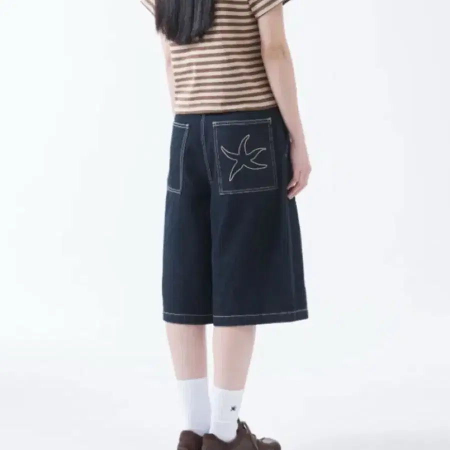 더콜디스트모먼트 버뮤다 팬츠