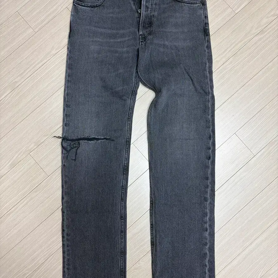 발렌시아가 청바지 28