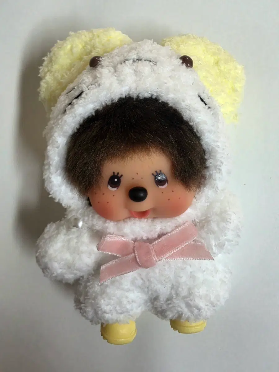 몬치치 마슈 마로 옷
