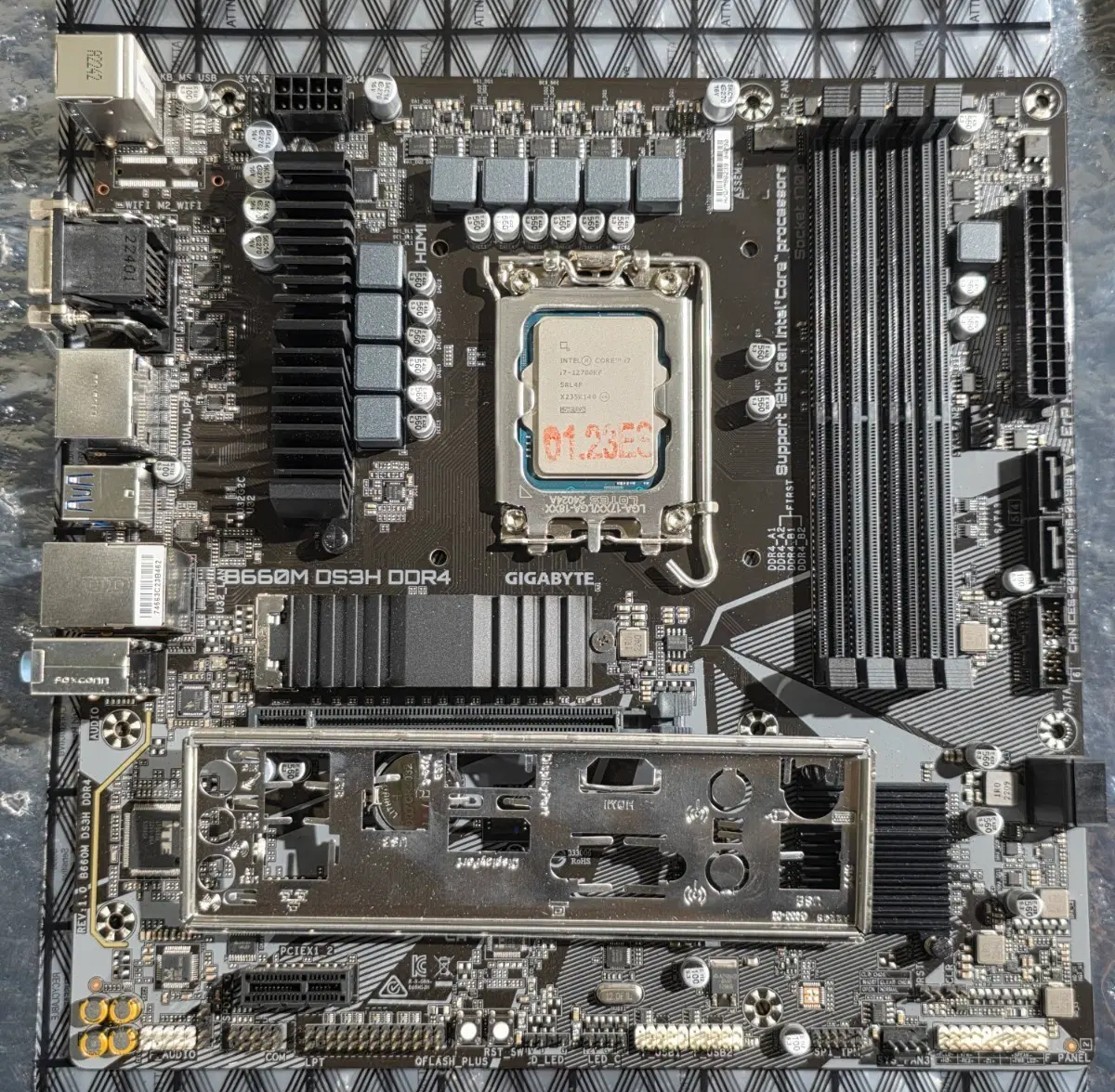 i7-12700KF + B660M (CPU+메인보드)