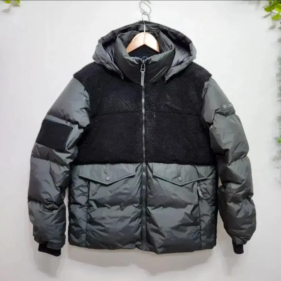 컬럼비아 20'FW 옴니히트 스타틱 패딩100 사이즈