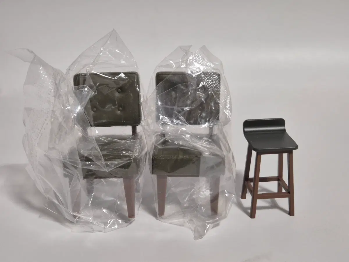 리멘트 마루후쿠 커피점 칼리타 의자 소품 단품